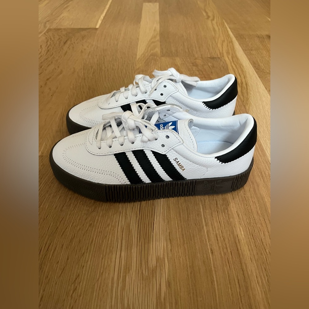 Adidas Sambarose Women’s Size 7